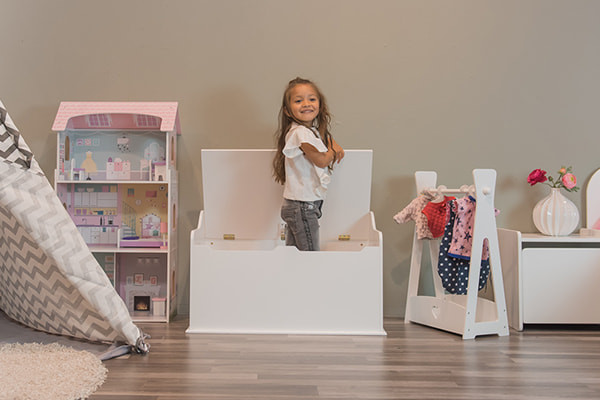 Formaat binnenzijde 73,5x42,5x33 cm.